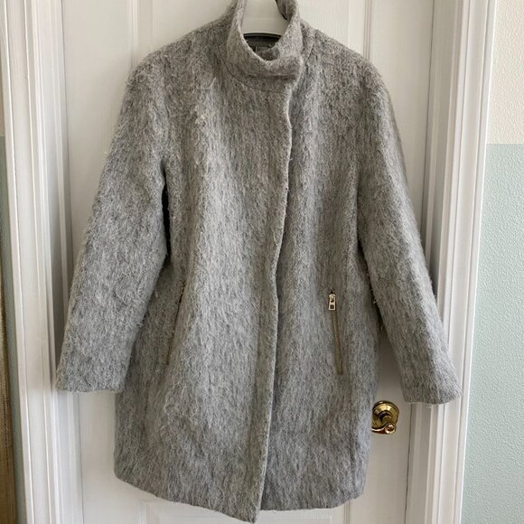 H&M Wool-Blend Fuzzy Coat – Light Grey, Zip Front, Relaxed Fit - Picture 5 of 9
